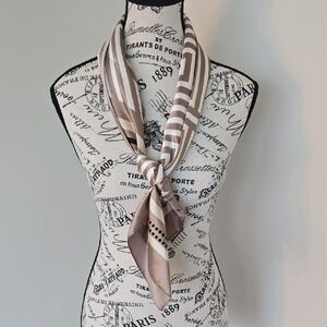 Kelly & Katie Brown and Cream Scarf